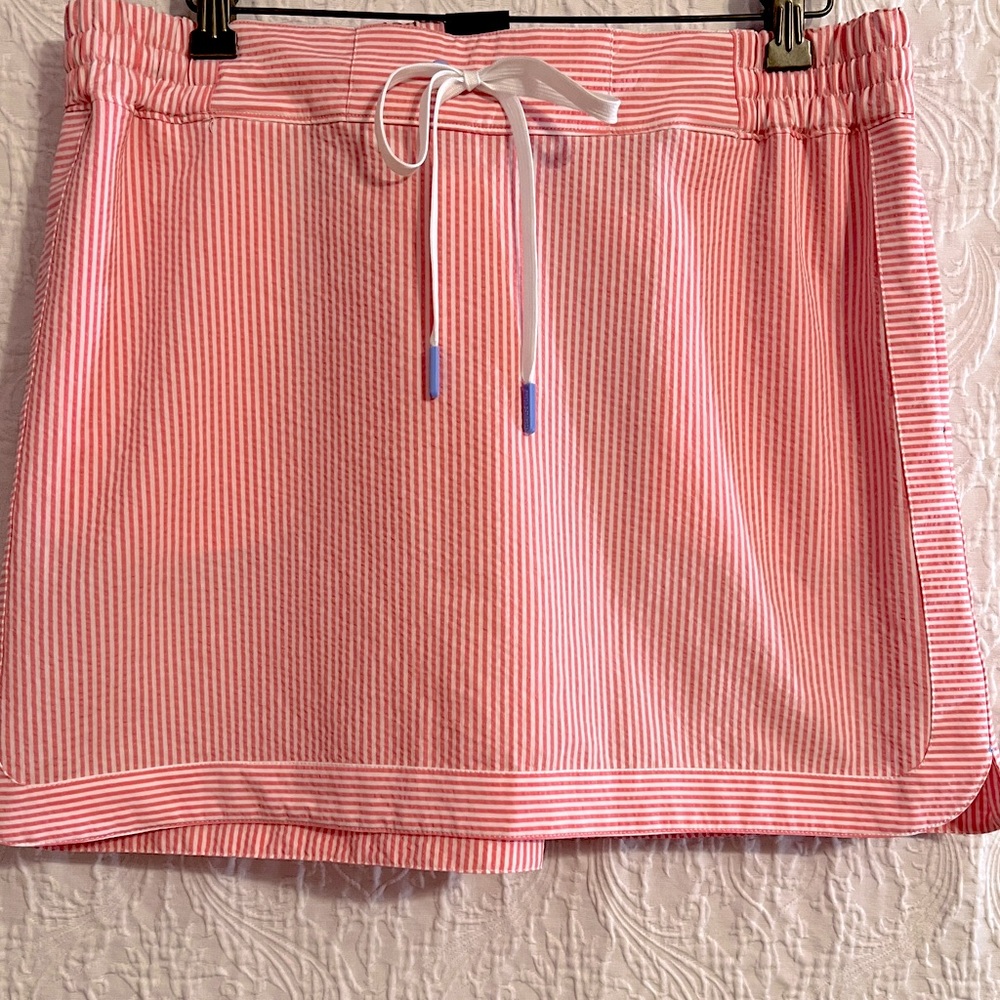 Vineyard Vines Performance Seersucker Skirt